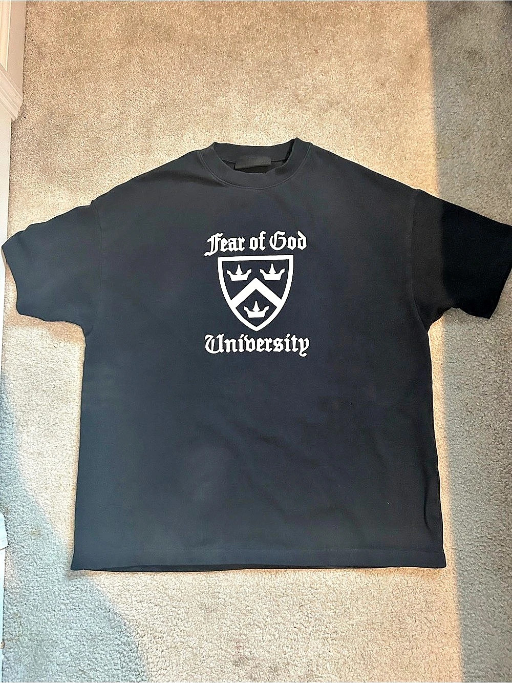 Essentials Fear of God Essentials Short Sleeve Tee in Black Size XS Like New